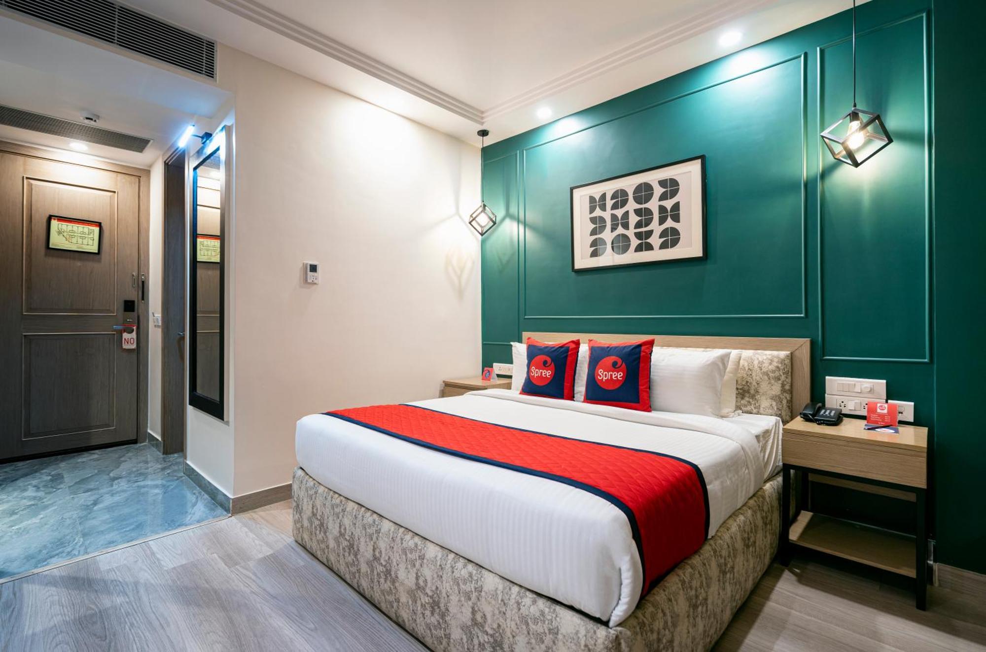 Spree Hotel Kriday Dehradun Esterno foto